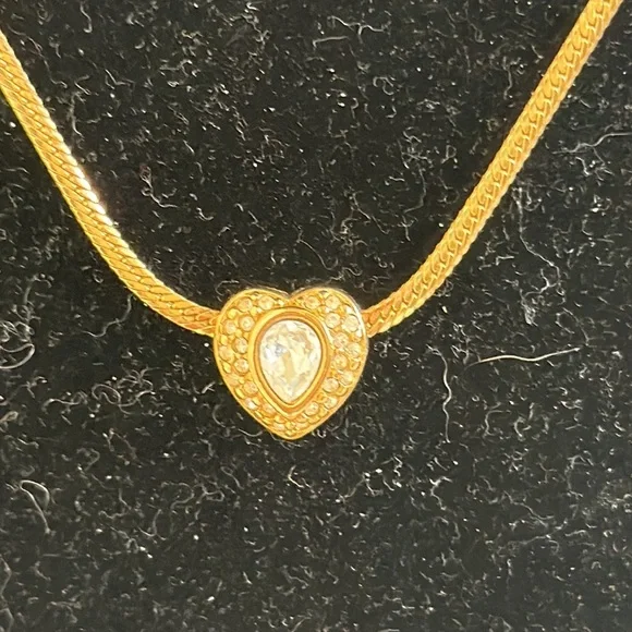 Vintage Swarovski (S.A.L.) Heart Necklace & Earrings - Picture 14 of 15